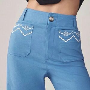 The Colette Lace Trim size 23